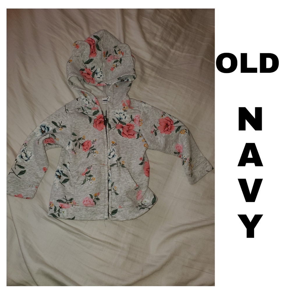 Old Navy Baby Zip up bear hoodie l 12-18 months